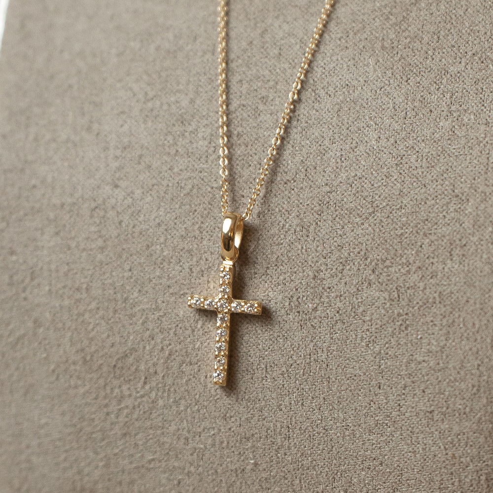 Filigrane Erbsenkette in Gelbgold mit Kreuz und Zirkon